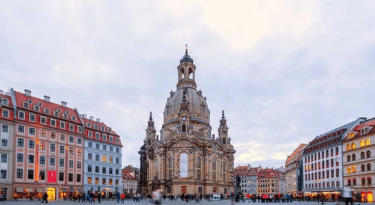 Copyshop Dresden - Abschlussarbeit drucken und binden lassen