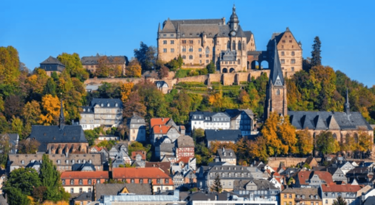 Copyshop Marburg  - Abschlussarbeit drucken und binden lassen